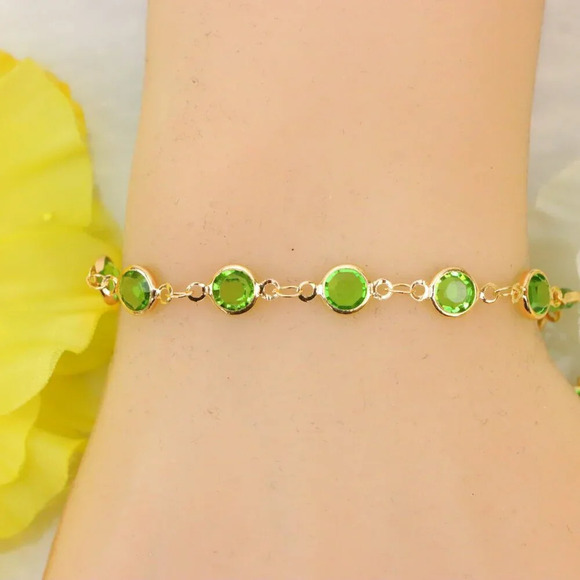 Minimalist Bracelet, Sleek & Modern Design, Women’s Fashion, YC110443-B - Picture 1 of 10
